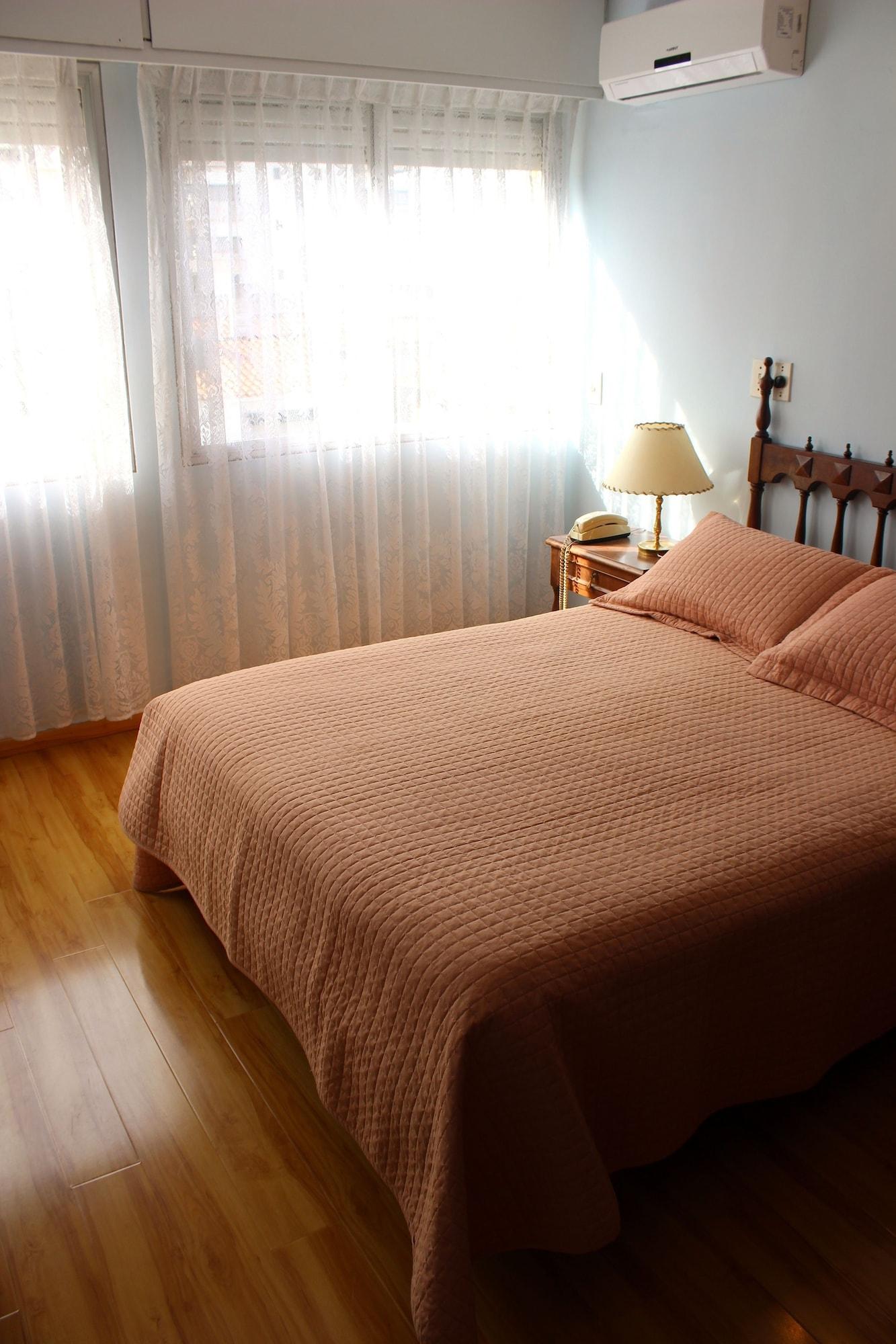 Hotel Alhambra